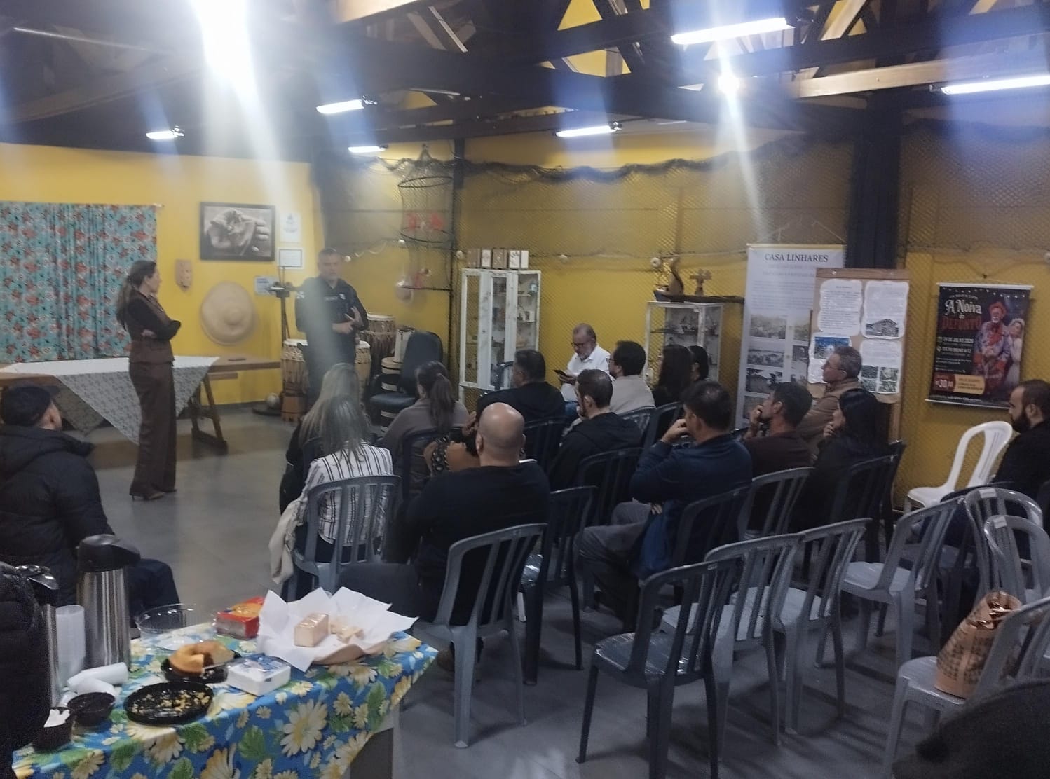 Reunião na Barra reúne moradores, Associação, CONSEG e forças de segurança