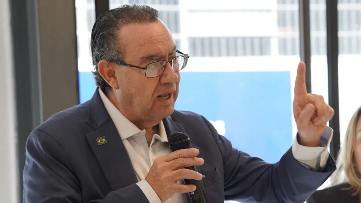 “Cury fala o que eleitor quer ouvir”, diz marqueteiro do candidato